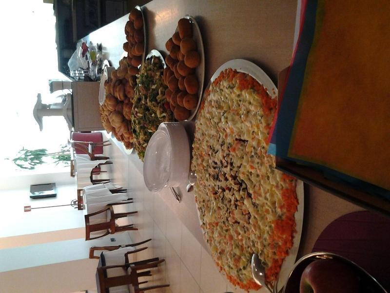Hotel Lux Modena Luaran gambar
