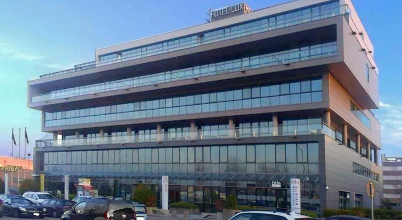 Hotel Lux Modena Luaran gambar