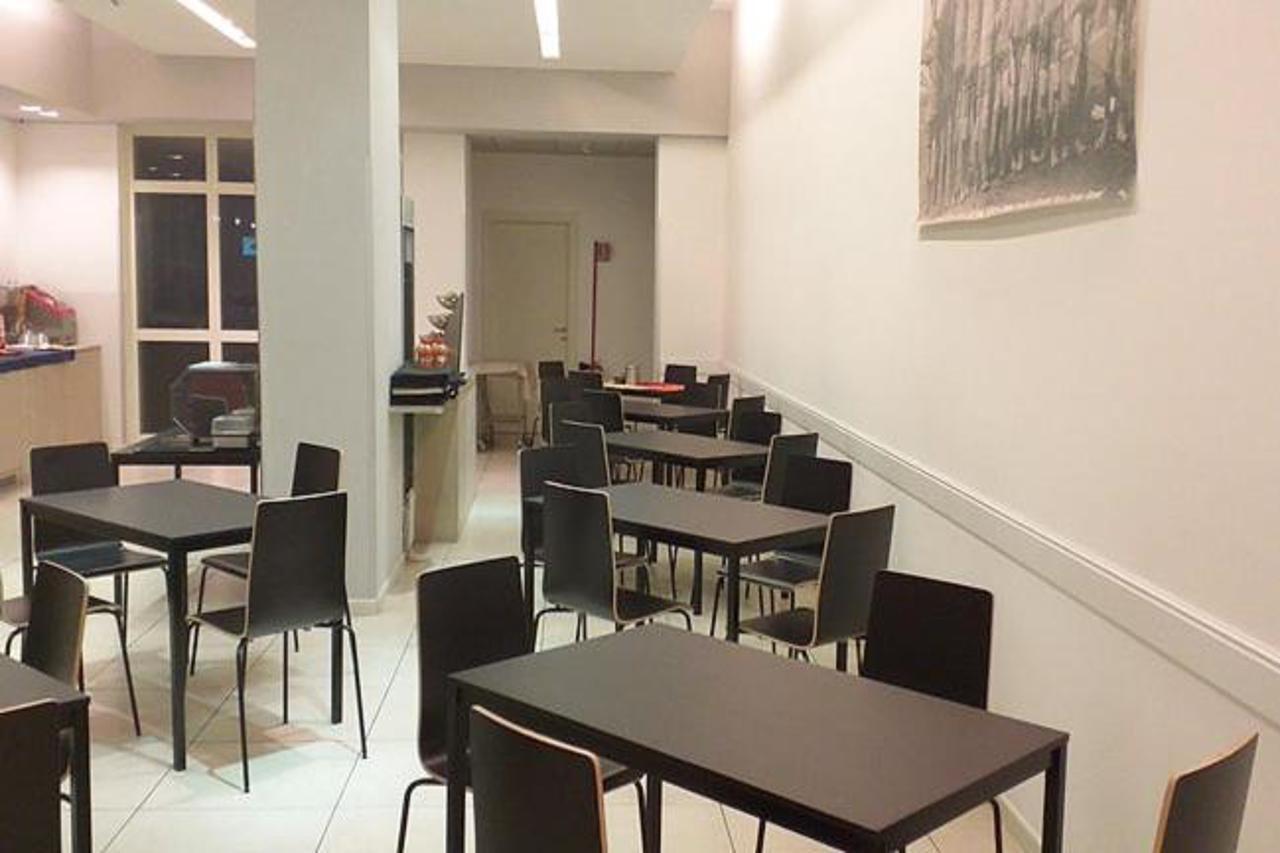 Hotel Lux Modena Luaran gambar