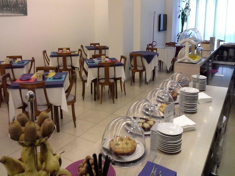 Hotel Lux Modena Luaran gambar