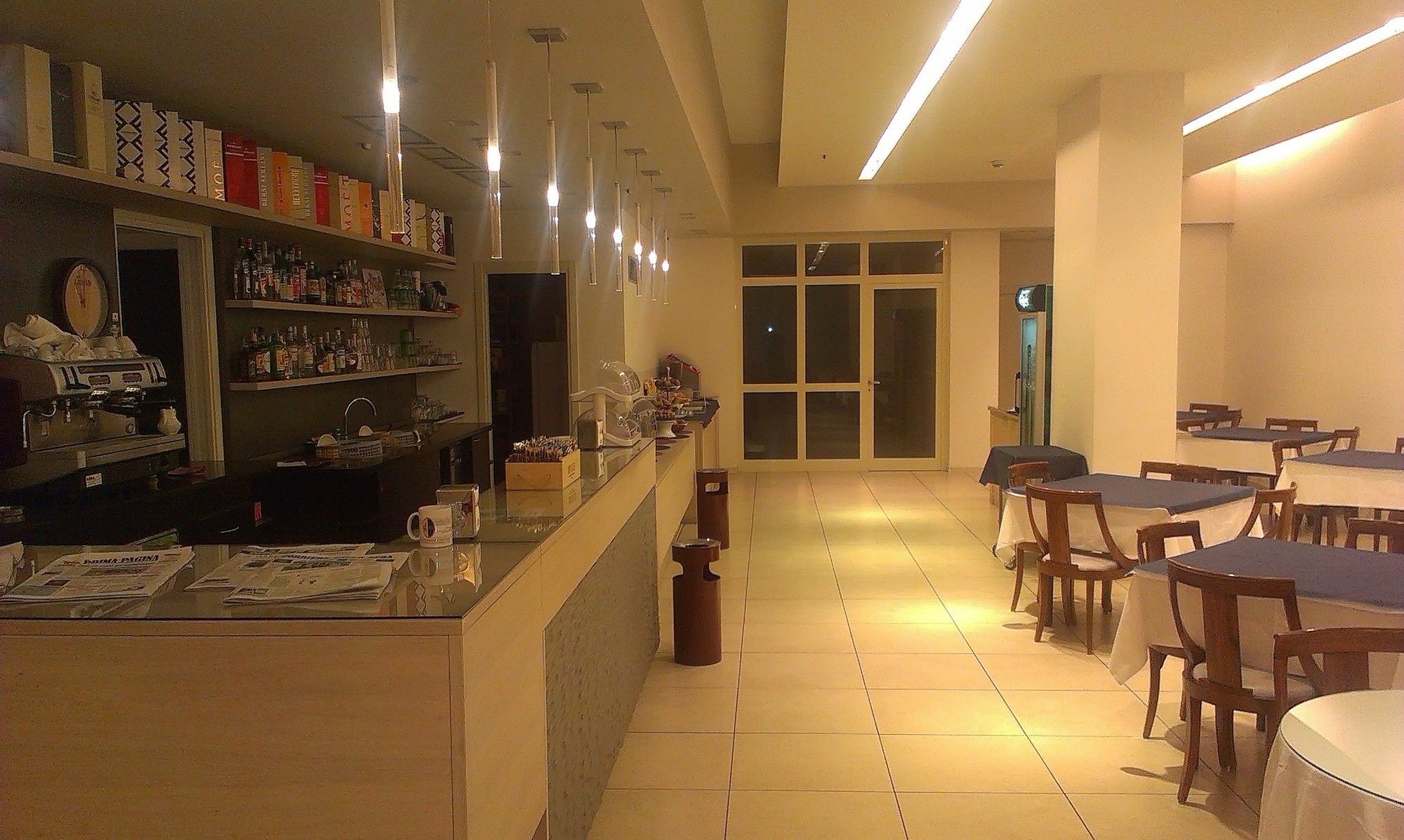 Hotel Lux Modena Luaran gambar